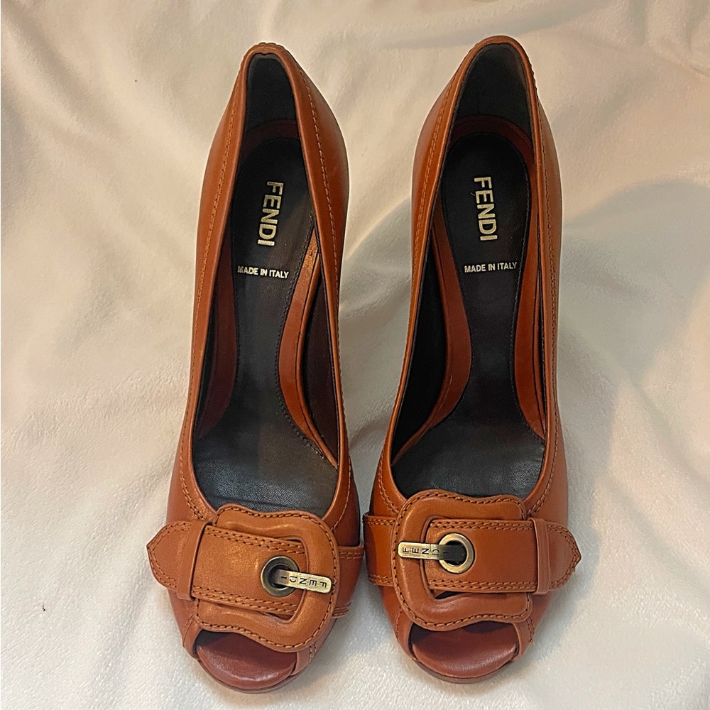 RARE vintage Fendi heels